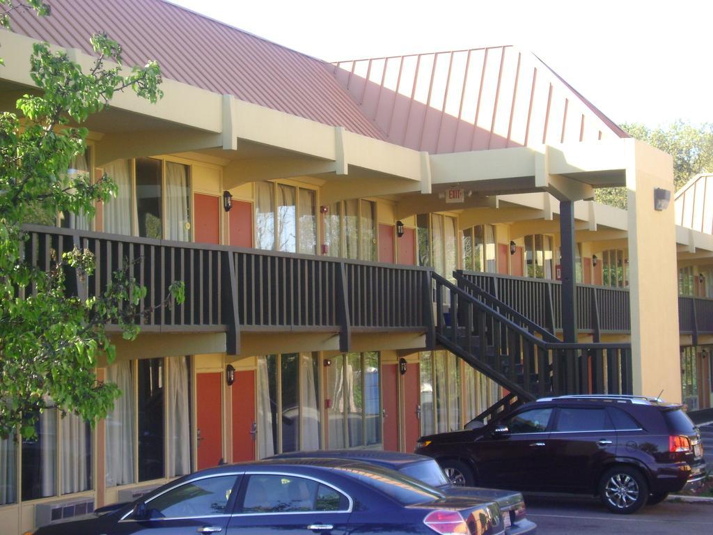 Knights Inn Gastonia Bagian luar foto